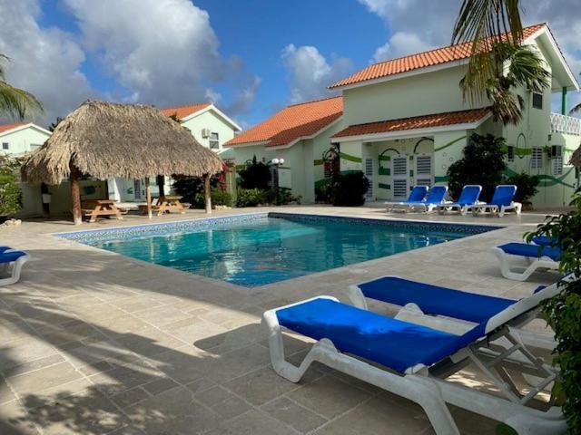 Blue Lagoon Apartment Lagun エクステリア 写真
